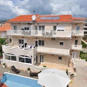 House Jerko Apartmán Kaštela